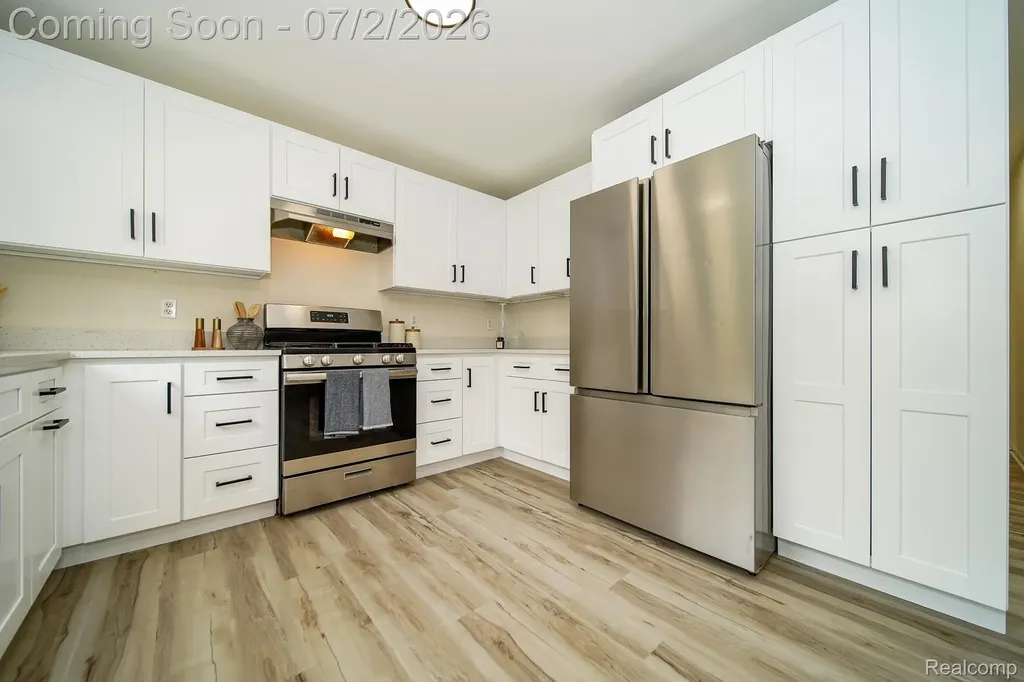 5558 Bedell Road Sterling Heights City MI 48310