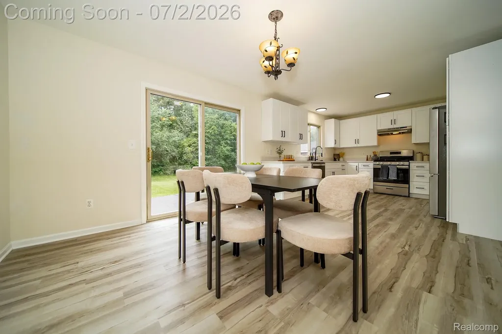 5558 Bedell Road Sterling Heights City MI 48310