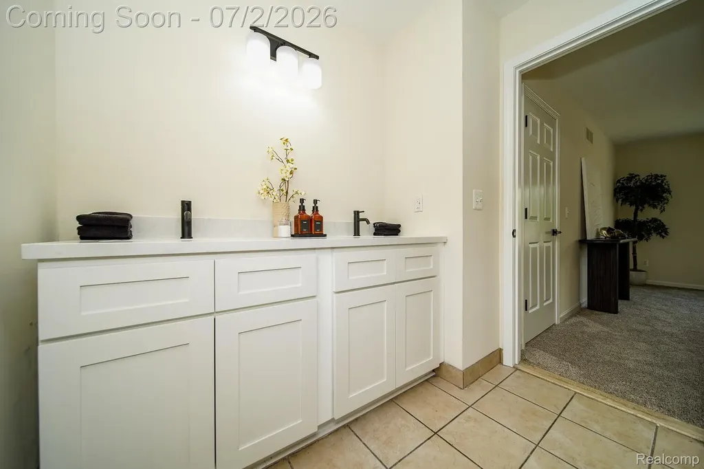 5558 Bedell Road Sterling Heights City MI 48310