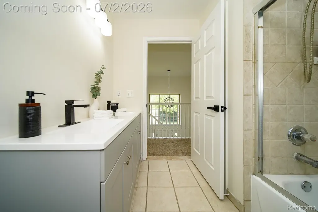 5558 Bedell Road Sterling Heights City MI 48310
