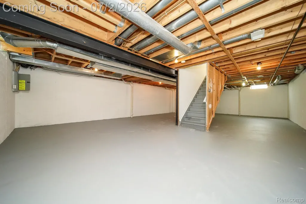 5558 Bedell Road Sterling Heights City MI 48310