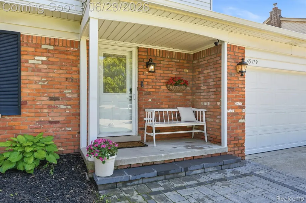45179 Rudgate Road Canton Charter Township MI 48188