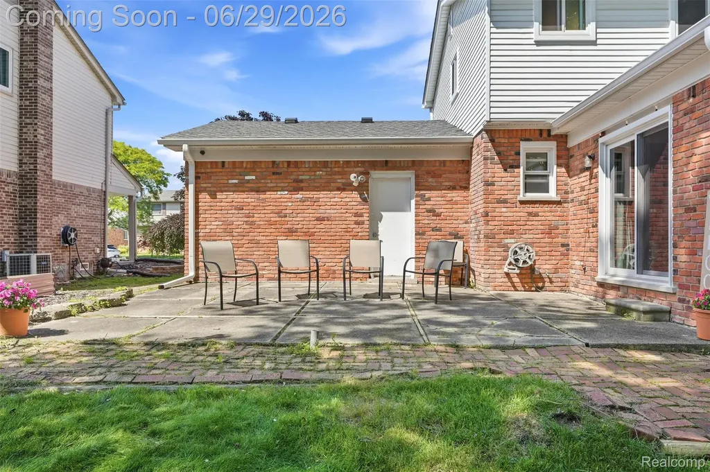 45179 Rudgate Road Canton Charter Township MI 48188