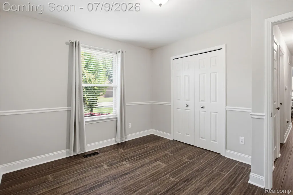 29939 Sugar Creek Drive Chesterfield Township MI 48047