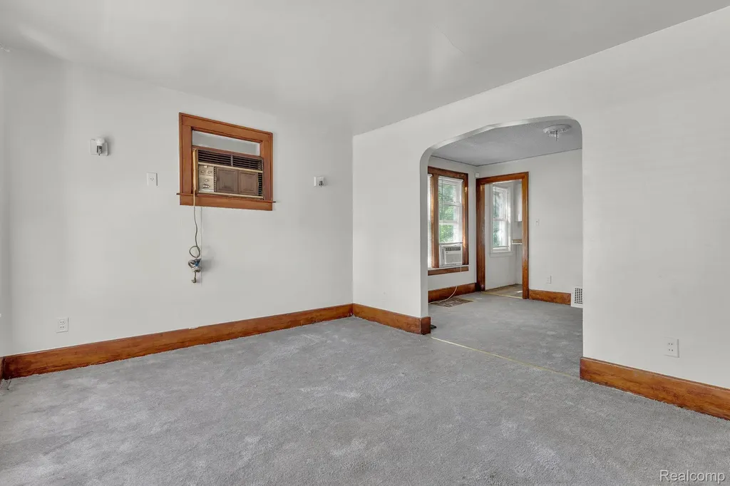 4877 Maynard Street Detroit City MI 48215