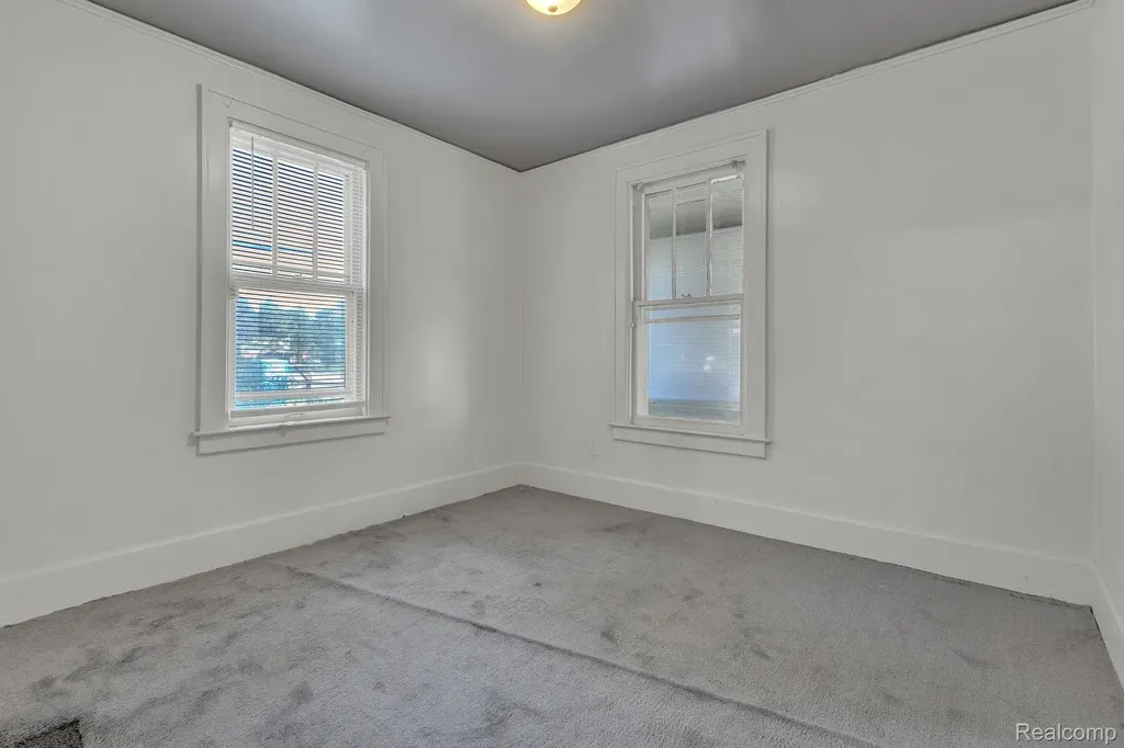 4877 Maynard Street Detroit City MI 48215