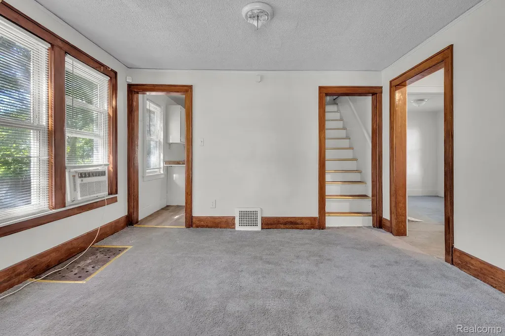 4877 Maynard Street Detroit City MI 48215