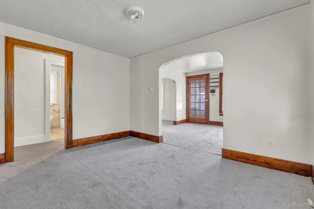 4877 Maynard Street Detroit City MI 48215