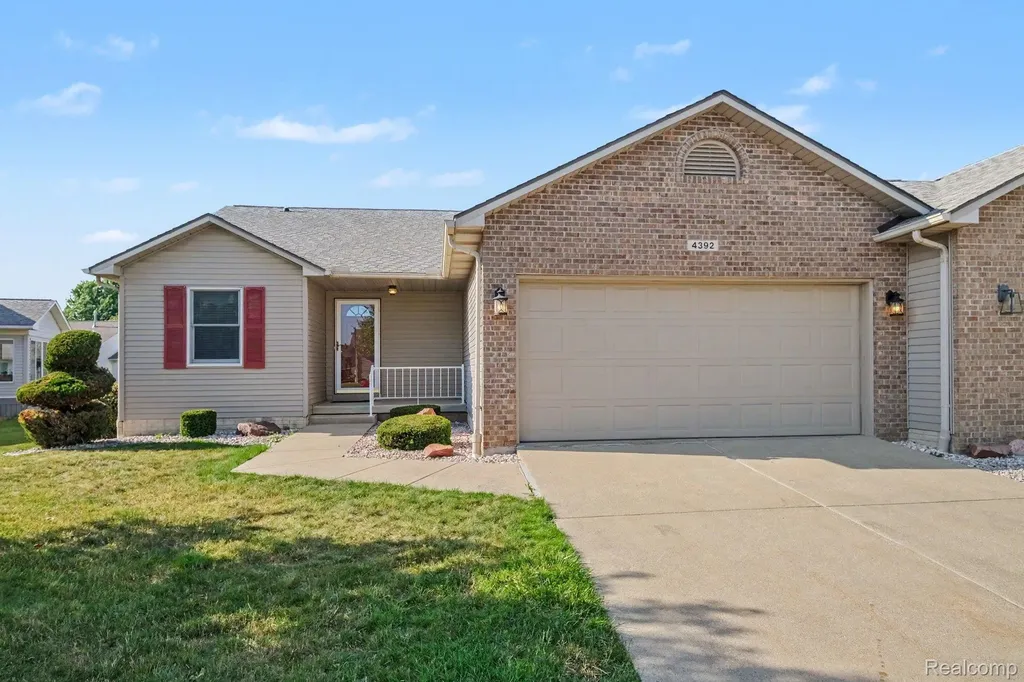 4392 Springbrook Drive Swartz Creek City MI 48473