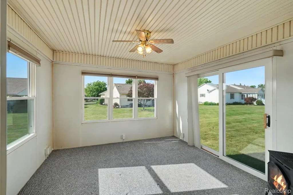 4392 Springbrook Drive Swartz Creek City MI 48473