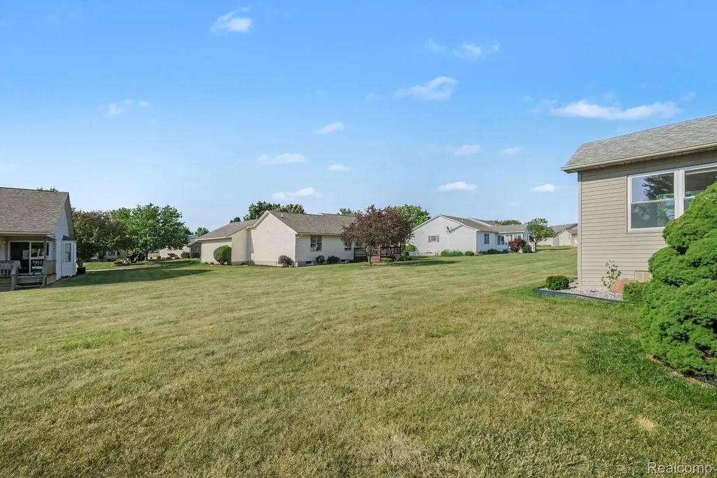 4392 Springbrook Drive Swartz Creek City MI 48473
