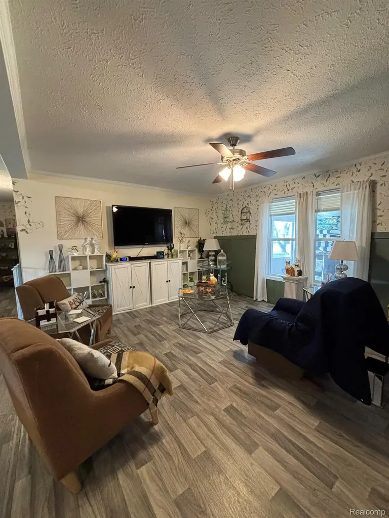 4101 S Sheridan Lennon Village MI 48449