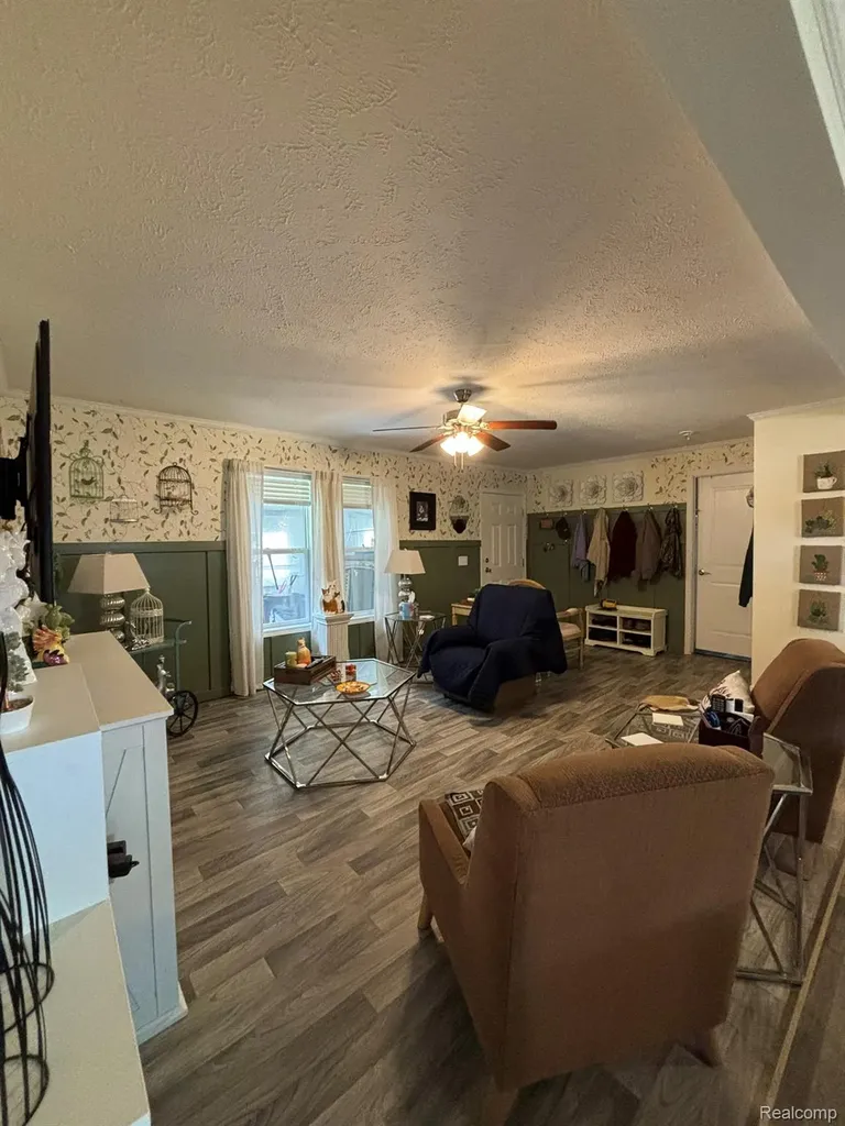 4101 S Sheridan Lennon Village MI 48449