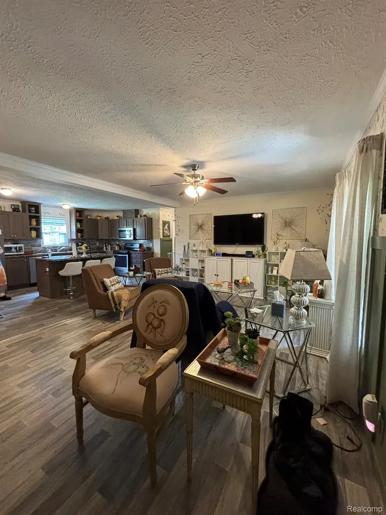 4101 S Sheridan Lennon Village MI 48449