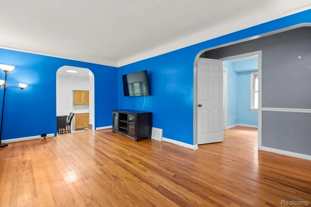 22341 Nancy Avenue Southfield City MI 48033