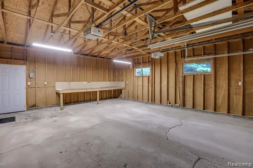 2580 Harvest Hill Brighton Township MI 48114