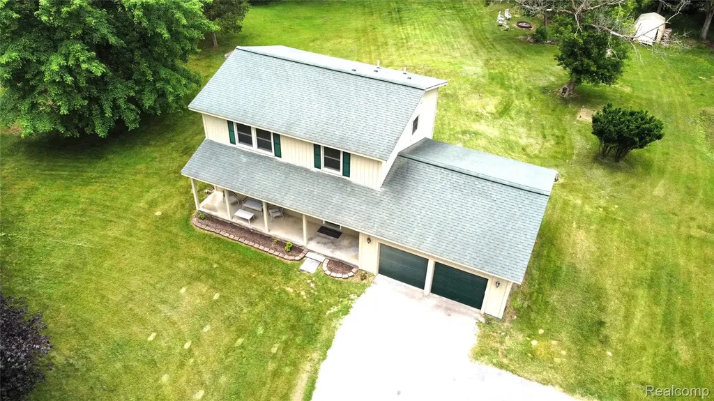 2580 Harvest Hill Brighton Township MI 48114