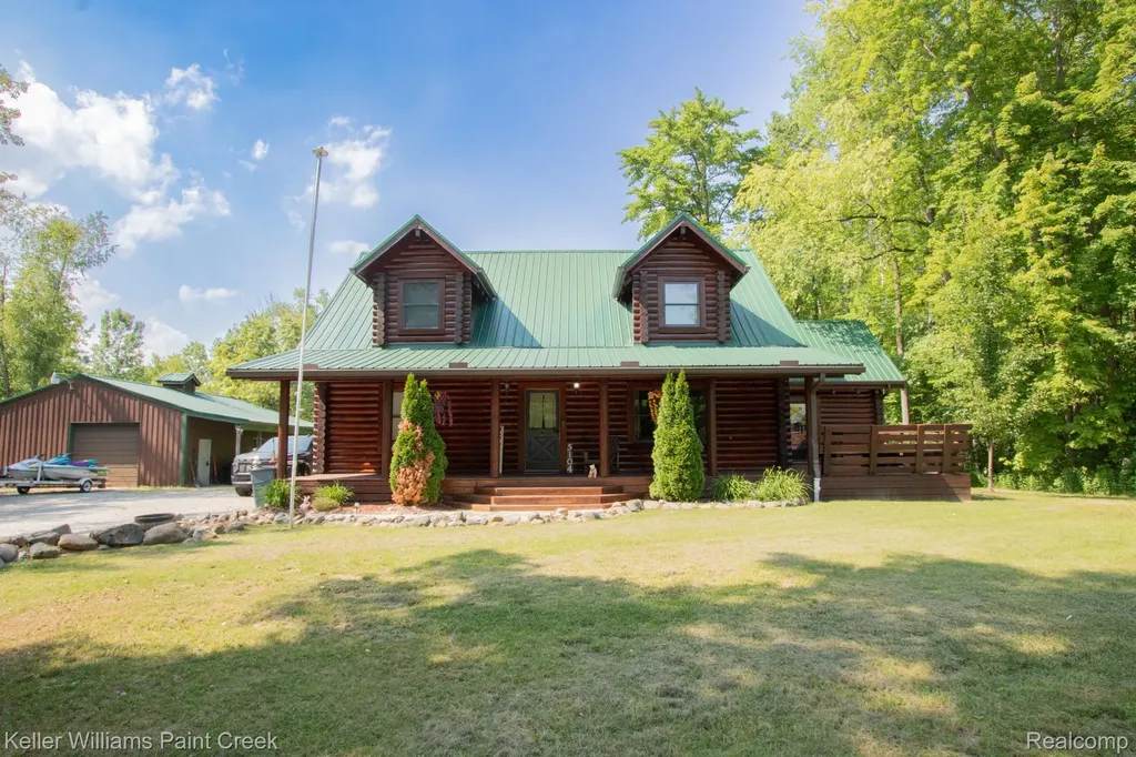 5104 Ravenswood Road Kimball Township MI 48074