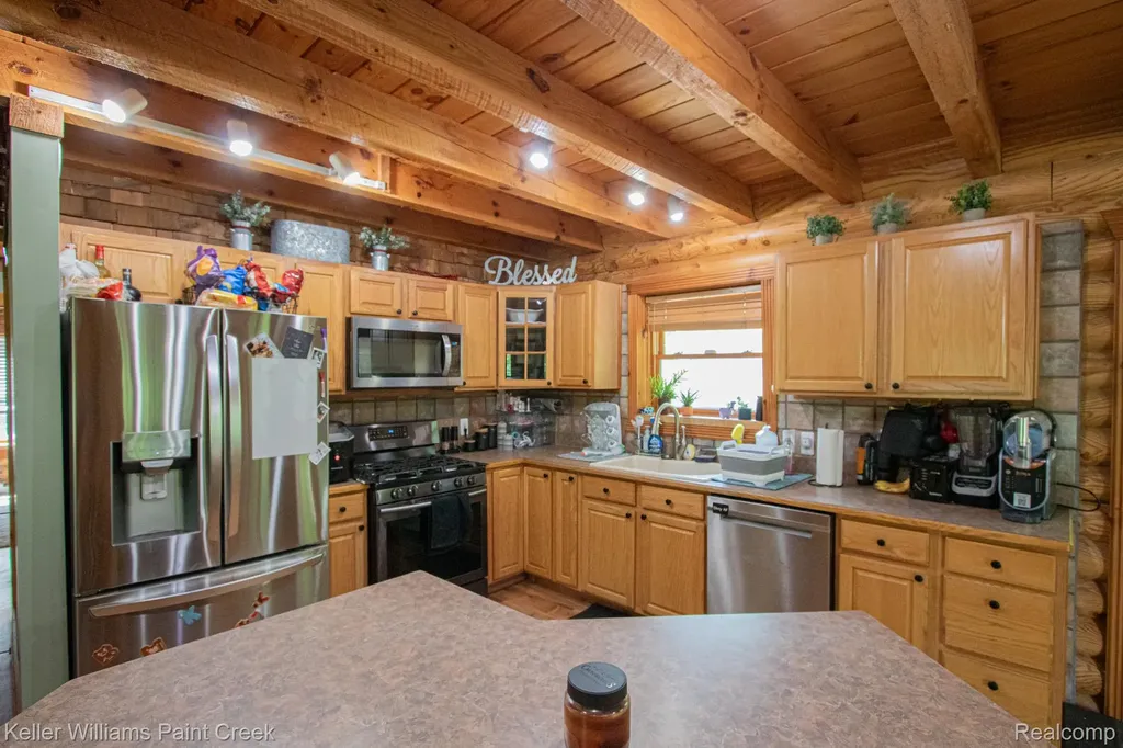 5104 Ravenswood Road Kimball Township MI 48074