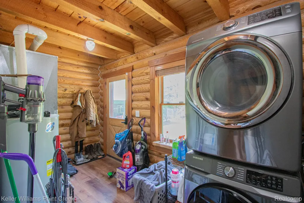 5104 Ravenswood Road Kimball Township MI 48074