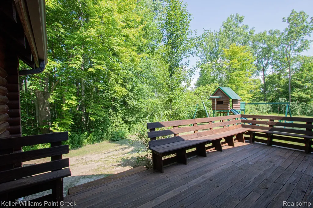 5104 Ravenswood Road Kimball Township MI 48074