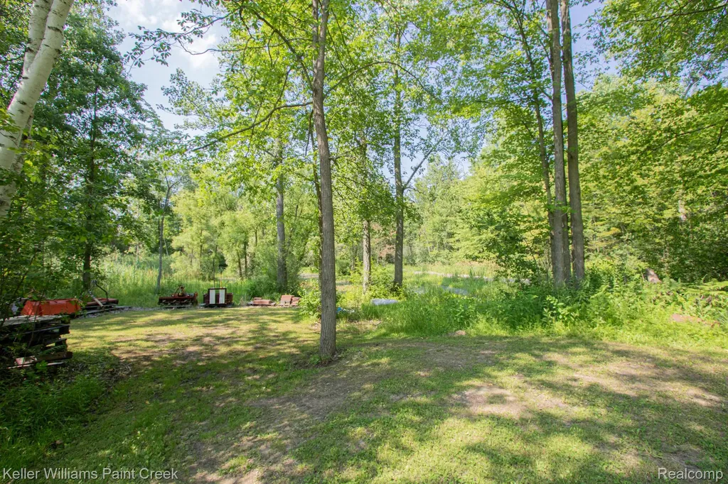 5104 Ravenswood Road Kimball Township MI 48074