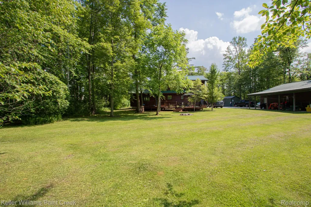 5104 Ravenswood Road Kimball Township MI 48074