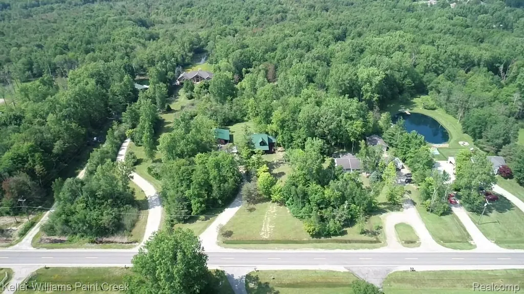 5104 Ravenswood Road Kimball Township MI 48074