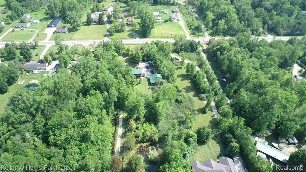 5104 Ravenswood Road Kimball Township MI 48074