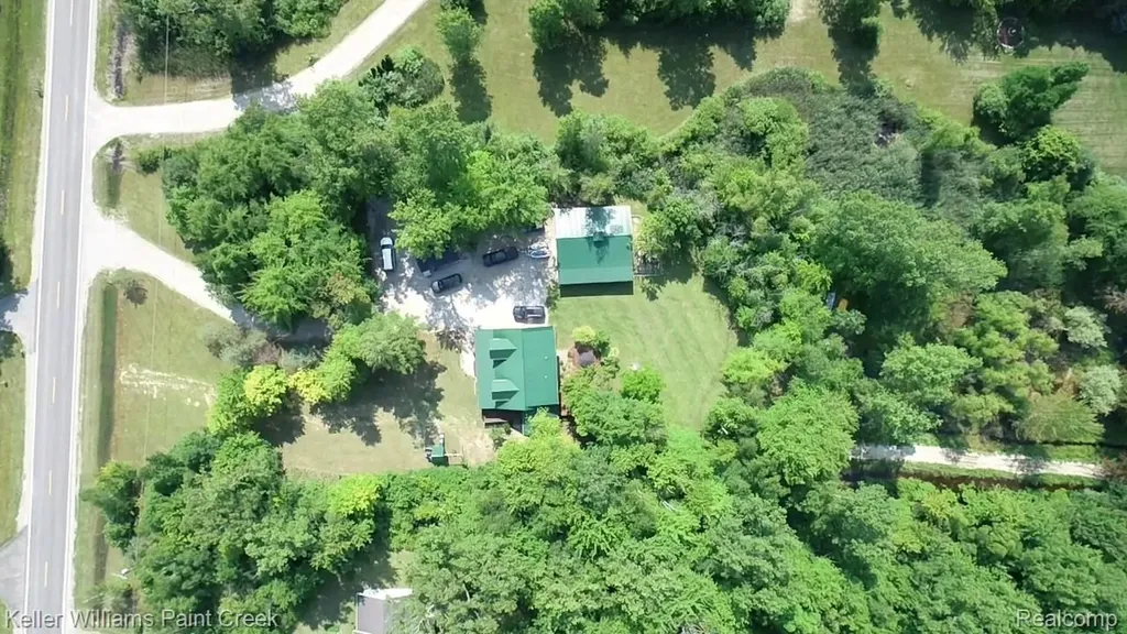 5104 Ravenswood Road Kimball Township MI 48074