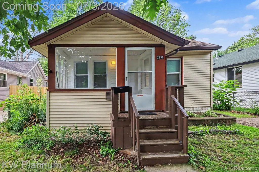 2139 Romeo Street Ferndale City MI 48220