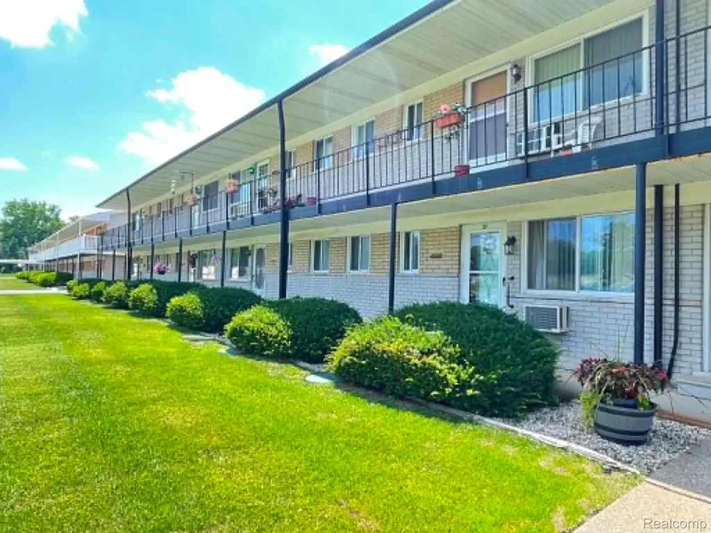 26965 Milford South Lyon City MI 48178