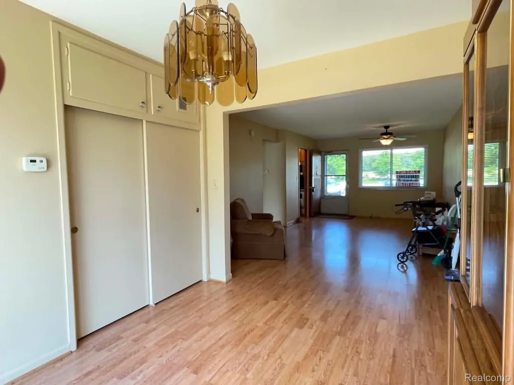 26965 Milford South Lyon City MI 48178