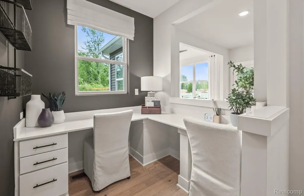 22546 Pondview Drive Macomb Township MI 48042