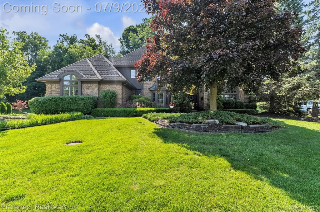 17649 Rolling Woods Circle Northville Township MI 48168