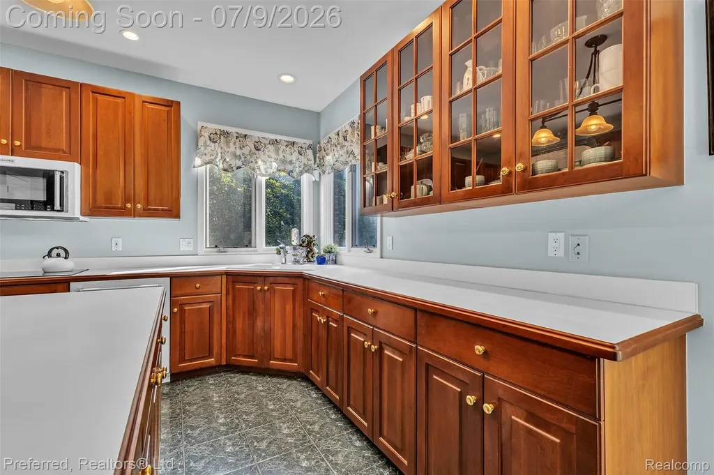 17649 Rolling Woods Circle Northville Township MI 48168