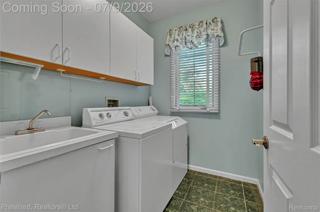 17649 Rolling Woods Circle Northville Township MI 48168