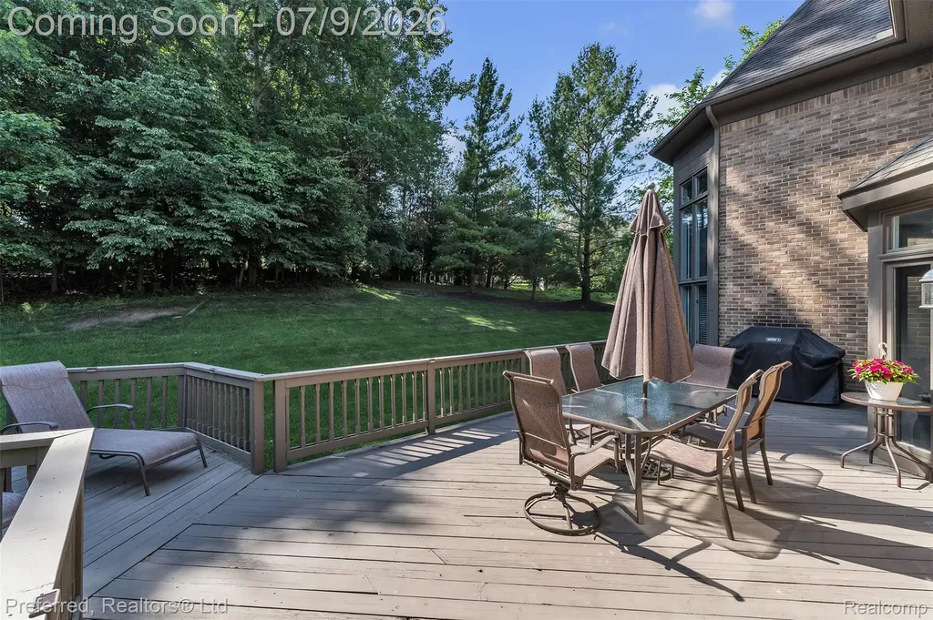 17649 Rolling Woods Circle Northville Township MI 48168
