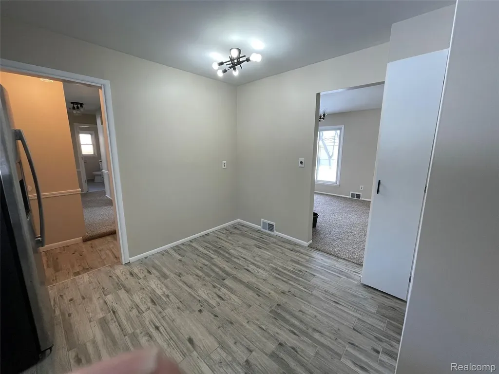 31335 Rayburn Street Livonia City MI 48154