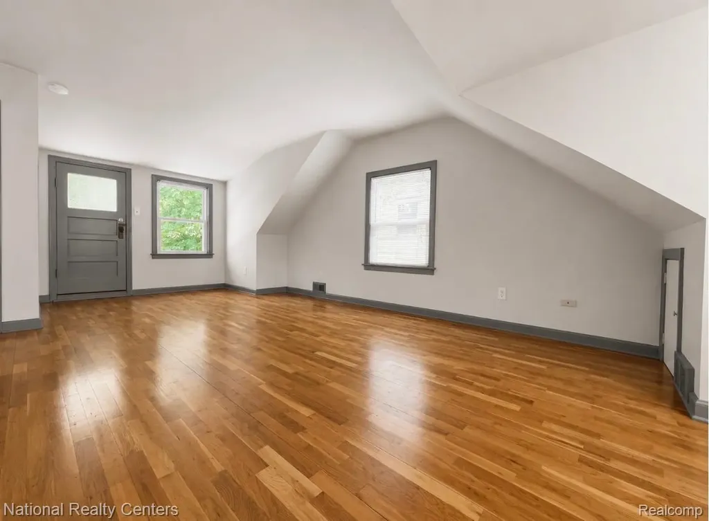 1142 Lilac Avenue East Lansing City MI 48823