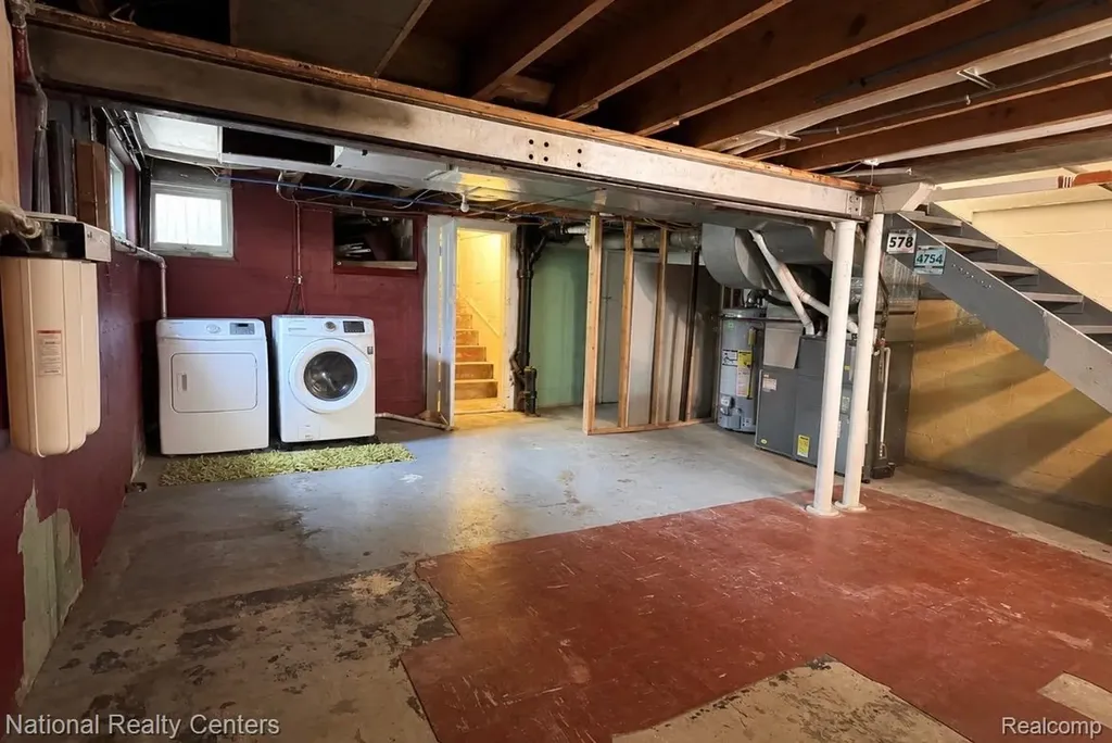 1142 Lilac Avenue East Lansing City MI 48823