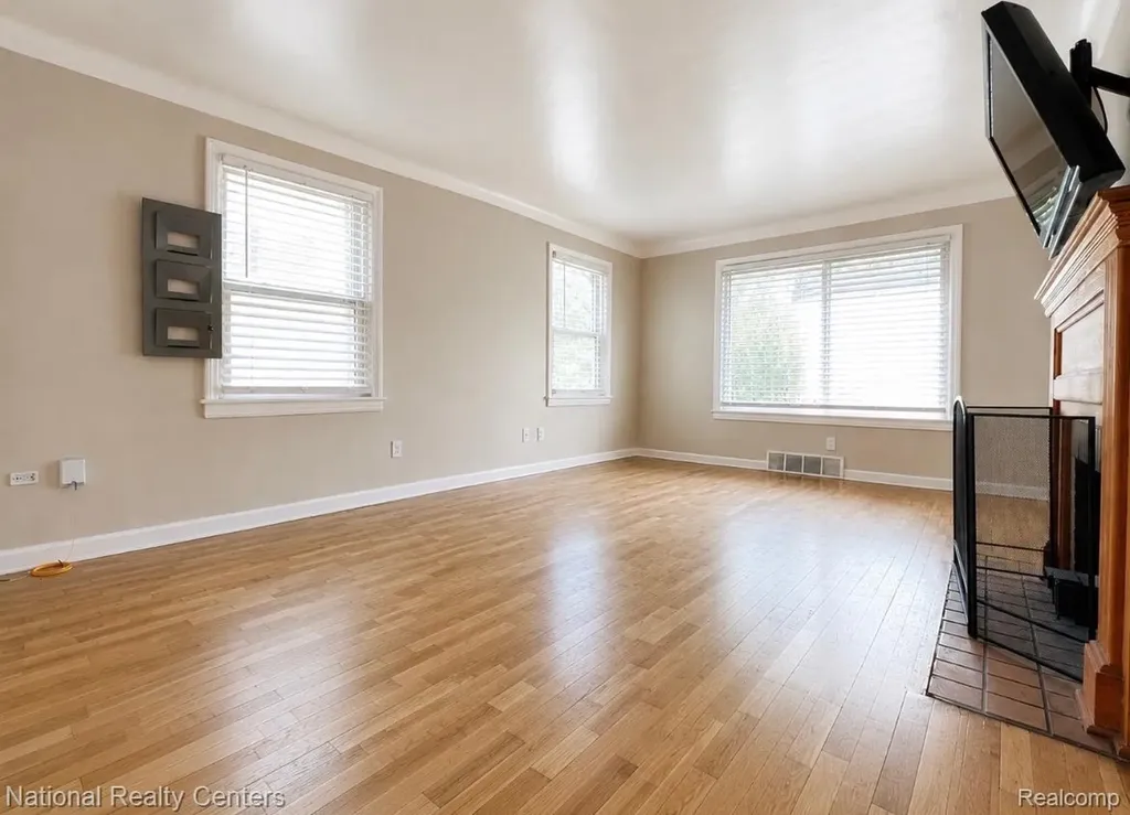 1142 Lilac Avenue East Lansing City MI 48823