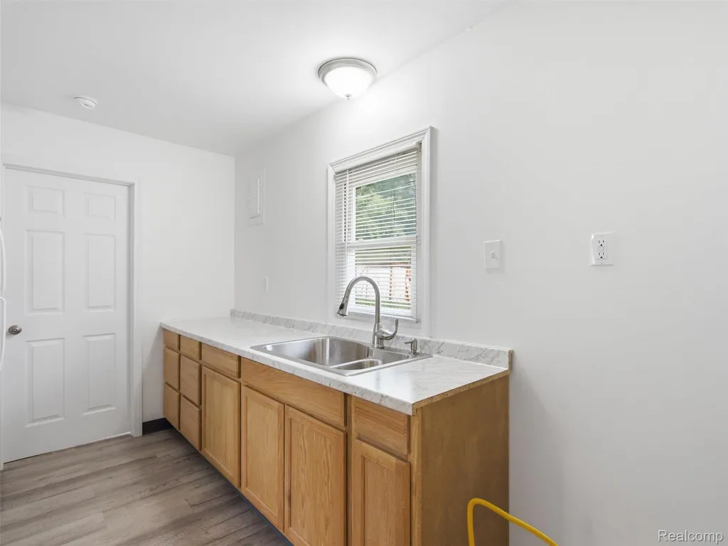 808 Corwin Court Pontiac City MI 48340