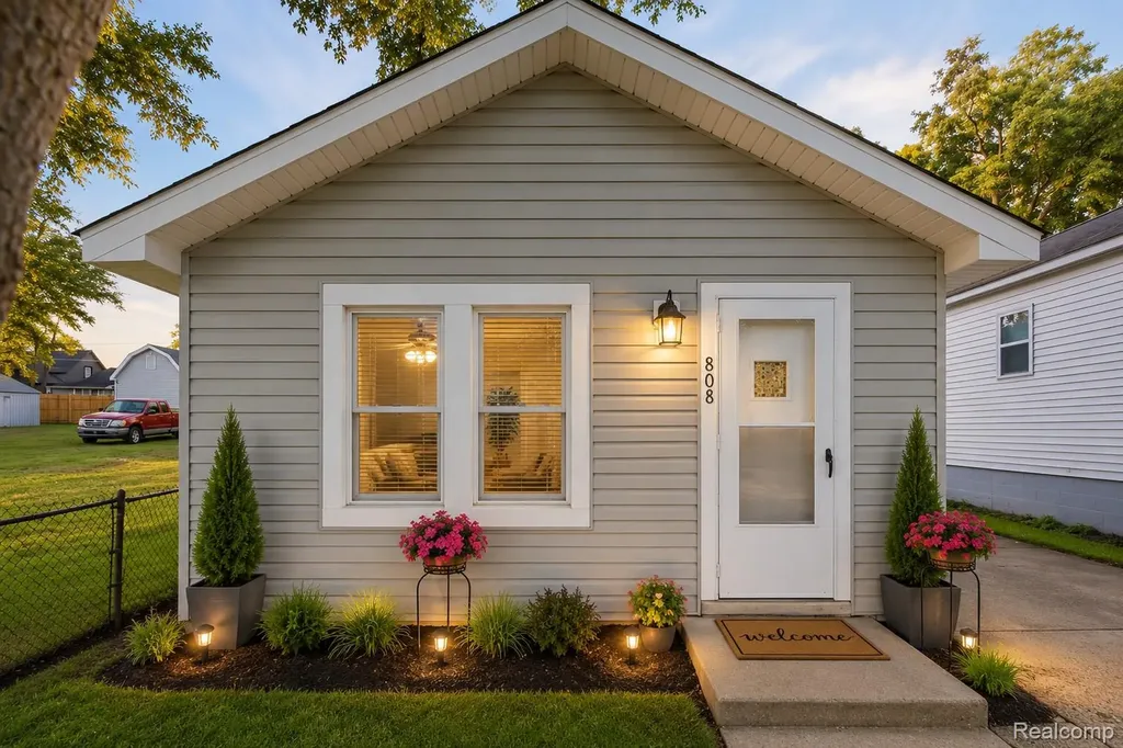 808 Corwin Court Pontiac City MI 48340