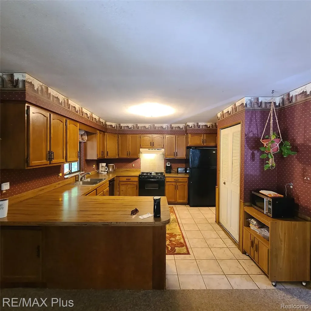 10120 Nimphie Road Tyrone Township MI 48430