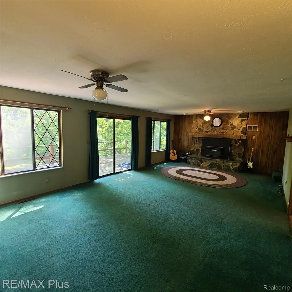 10120 Nimphie Road Tyrone Township MI 48430