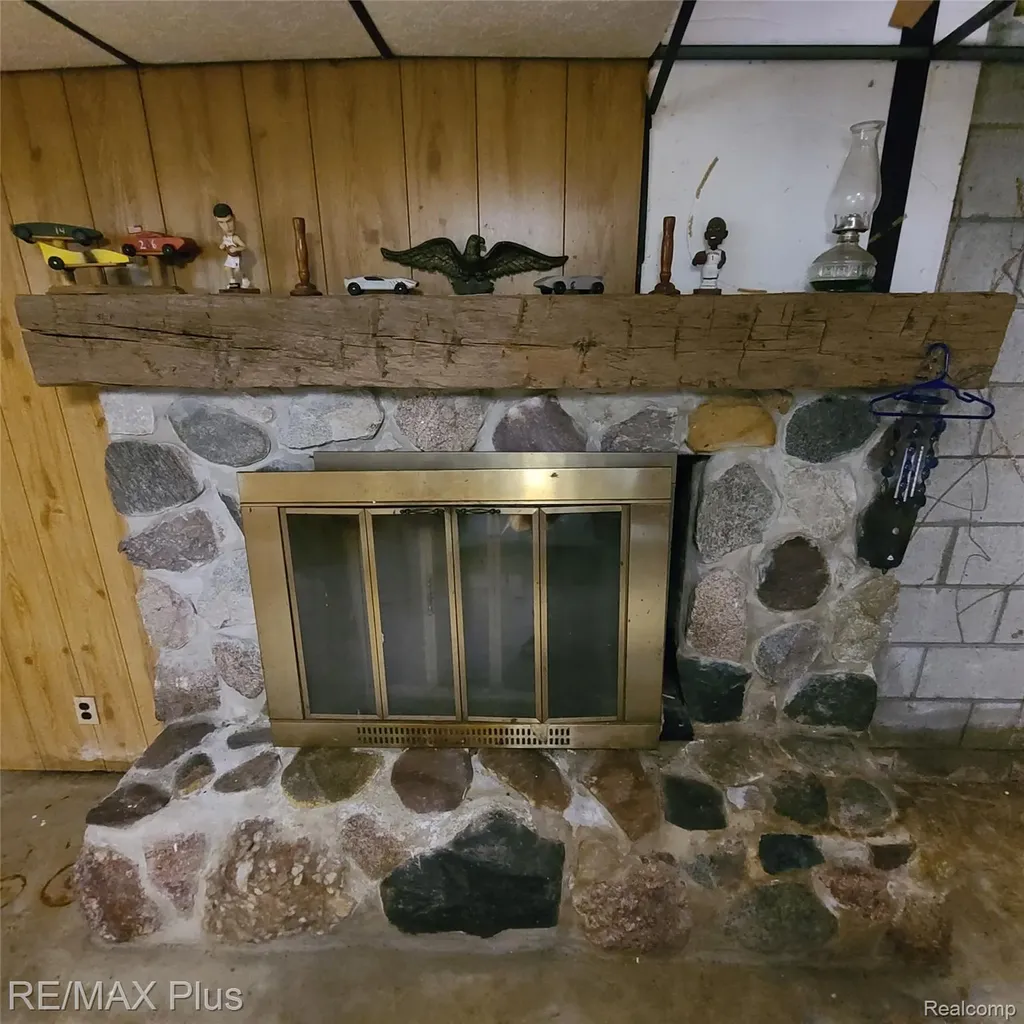 10120 Nimphie Road Tyrone Township MI 48430