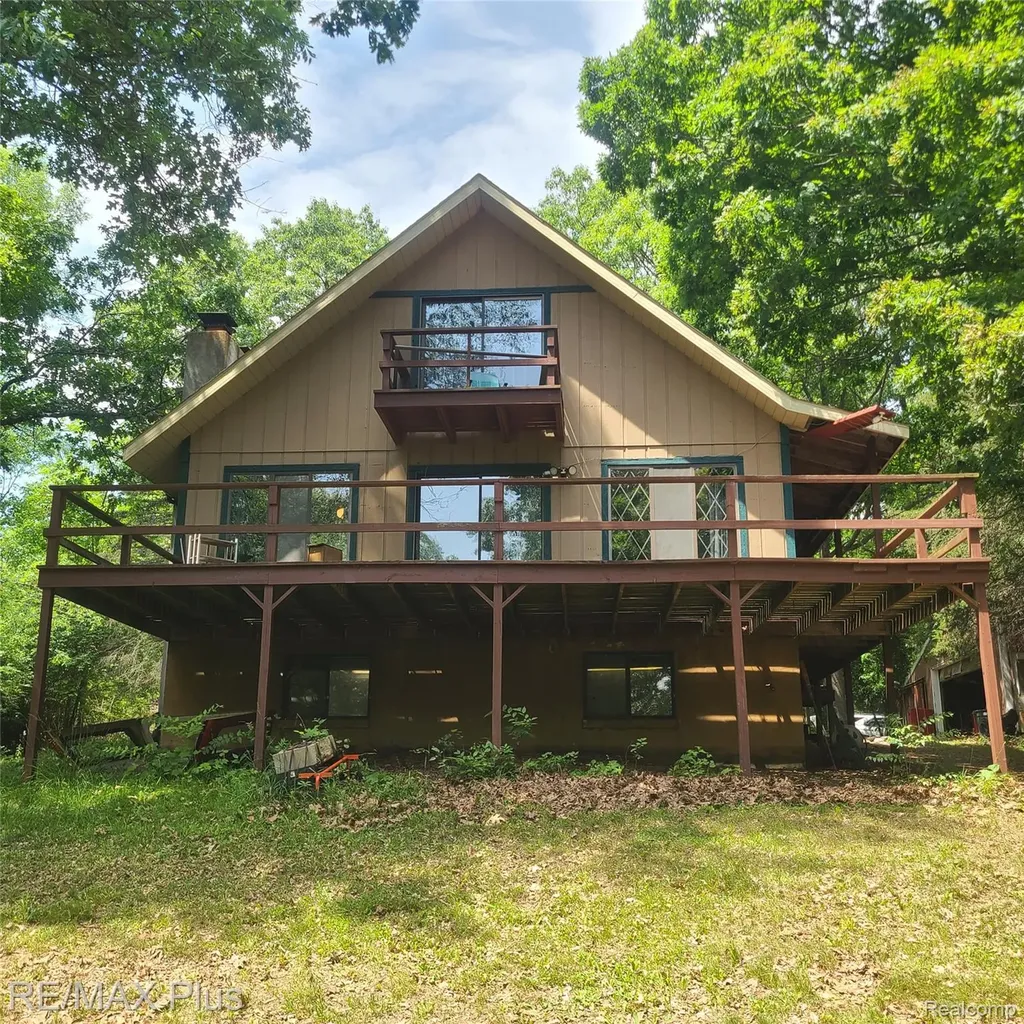 10120 Nimphie Road Tyrone Township MI 48430