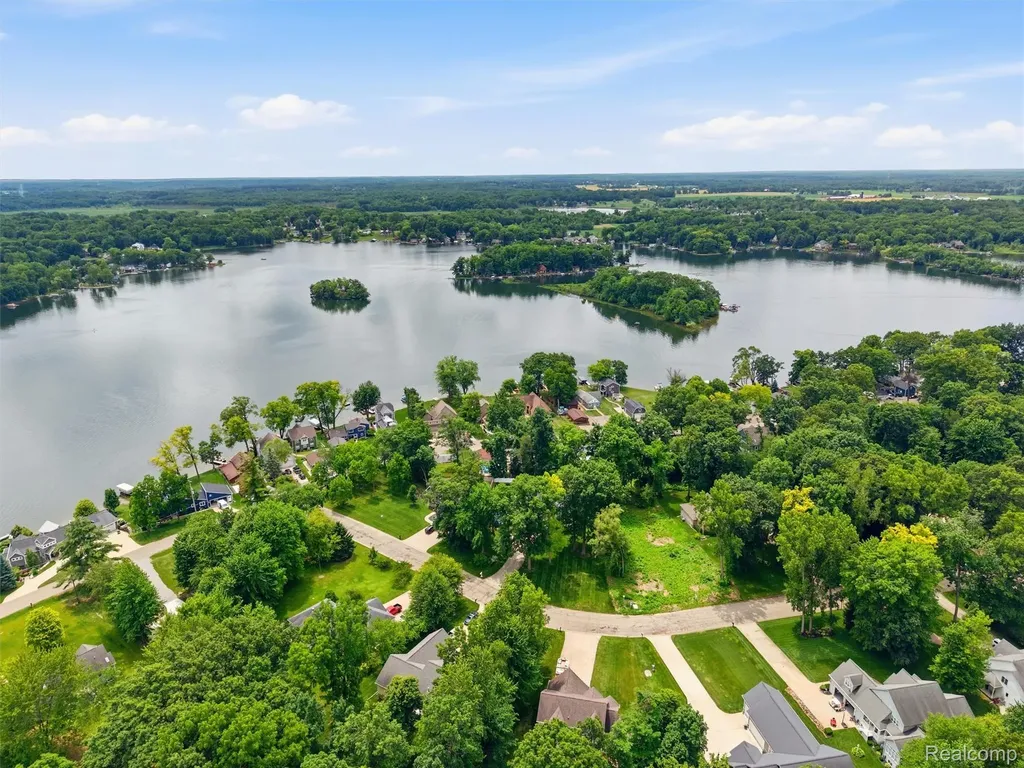 7495 Kovacs Drive Argentine Township MI 48451