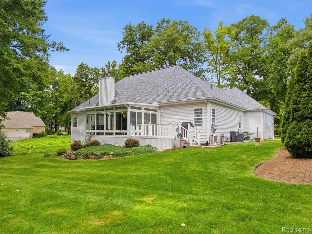 7495 Kovacs Drive Argentine Township MI 48451